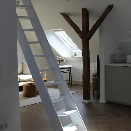 Traumwohnung Ueber Den Daechern Von Fuer 4 Personen Im Zentrum Apartmán
